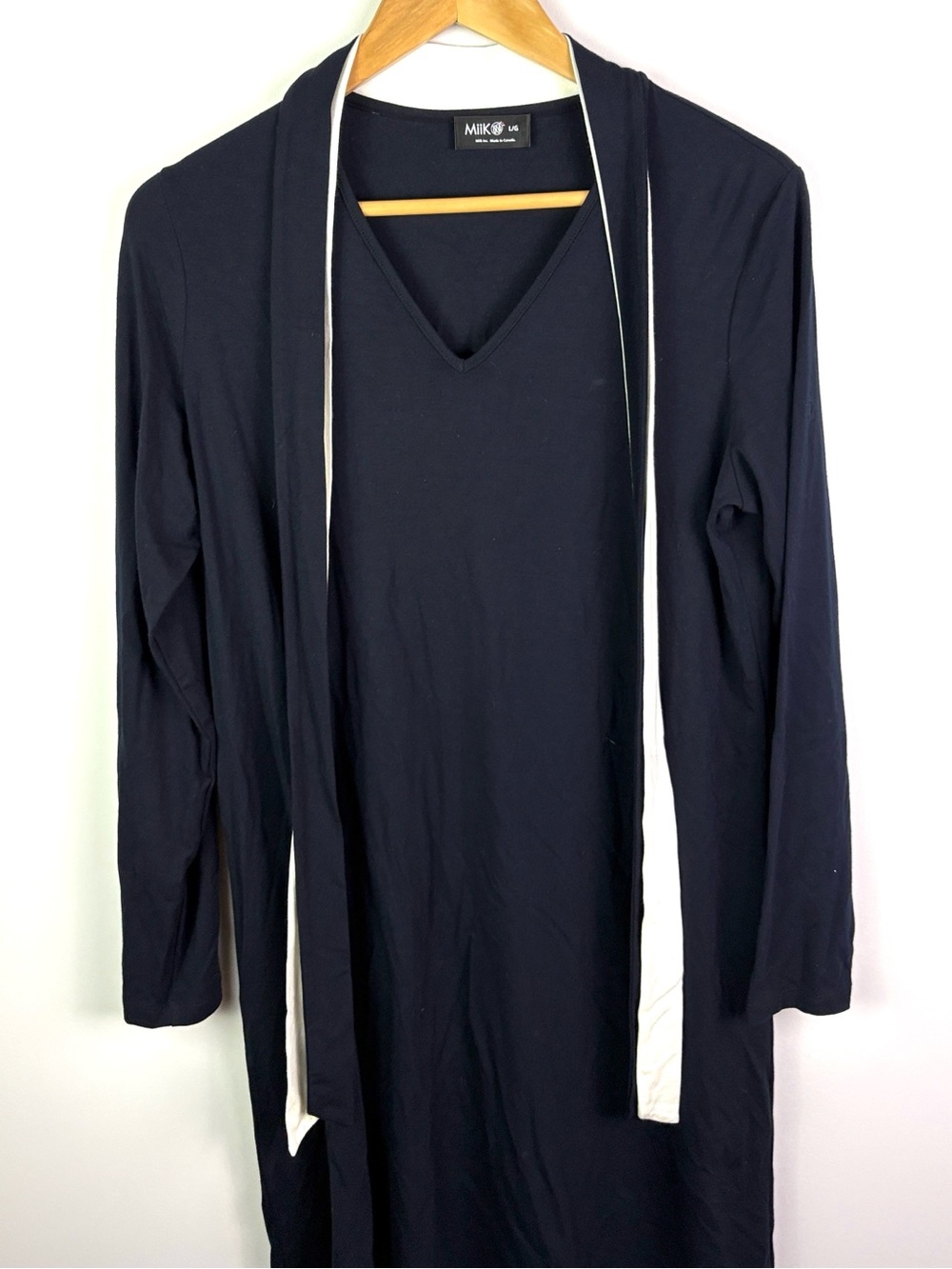 MIIK Navy Tie-Neck Shift Dress with White Trim made in Canada size L - Picture 4 of 6